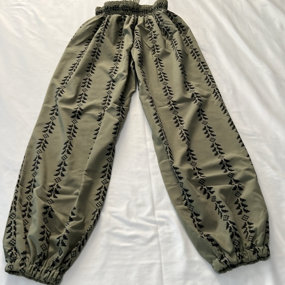Shein Silky Boho Printed Pants (3 pair) - Picture 3 of 7